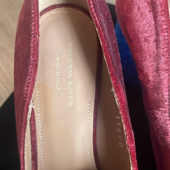 Dries Van Noten red velvet and blue glitter heels - Picture 3 of 4